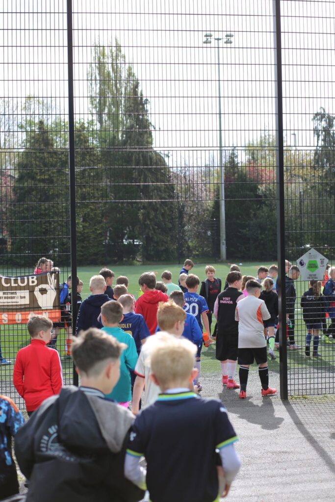 Players arriving at the pitch